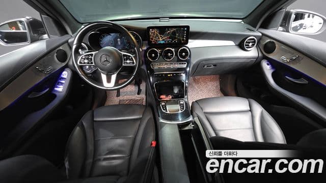Mercedes-Benz GLC-Class 2022 — Şəkil 17/20