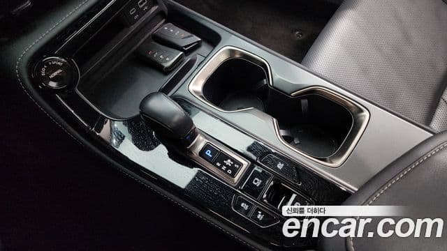 Lexus NX350h 2024 — ფოტო 19/20