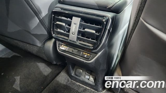 Lexus NX350h 2024 — ფოტო 14/20