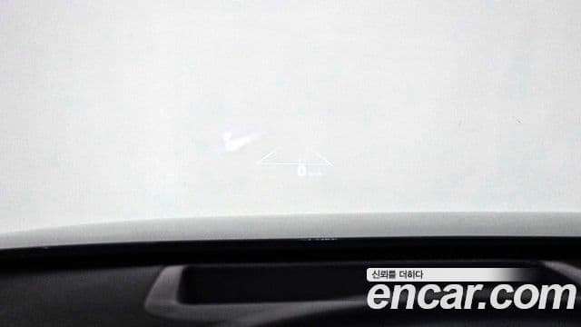 Hyundai Grandeur Hybrid 2023 — Photo 19/20