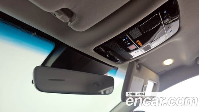 Hyundai Grandeur Hybrid 2023 — Photo 10/20