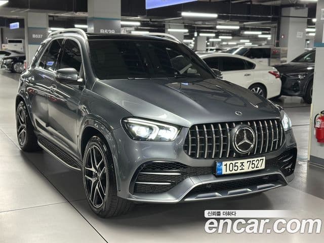Mercedes-Benz GLE-Class 2020 — Photo 1/20