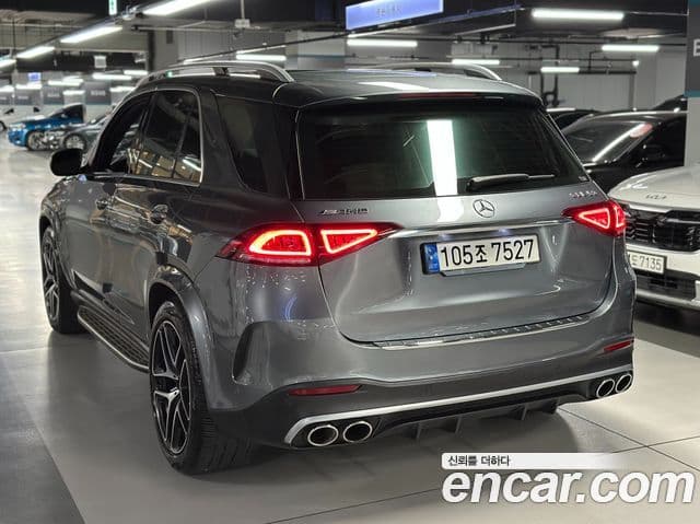 Mercedes-Benz GLE-Class 2020 — Photo 9/20