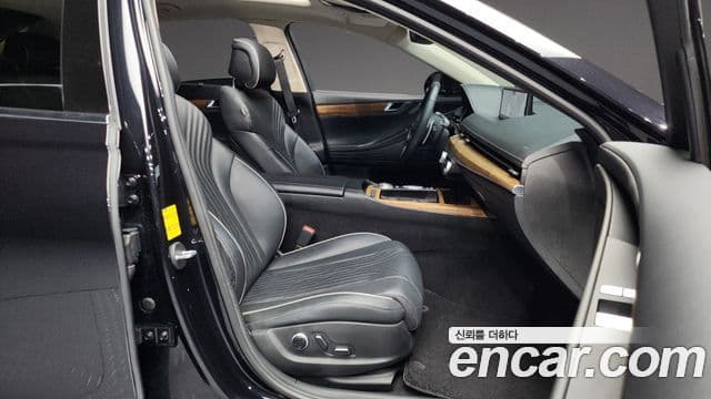 Genesis Electrified G80 2020 — Şəkil 10/20
