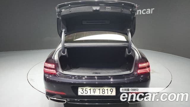 Genesis Electrified G80 2020 — Şəkil 19/20