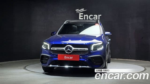 Mercedes-Benz GLB-Class 2020 — Фото 3/20