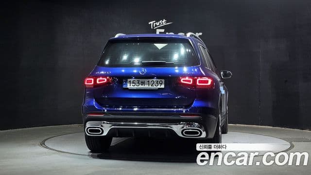 Mercedes-Benz GLB-Class 2020 — Фото 4/20