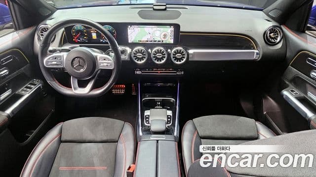 Mercedes-Benz GLB-Class 2020 — Фото 7/20