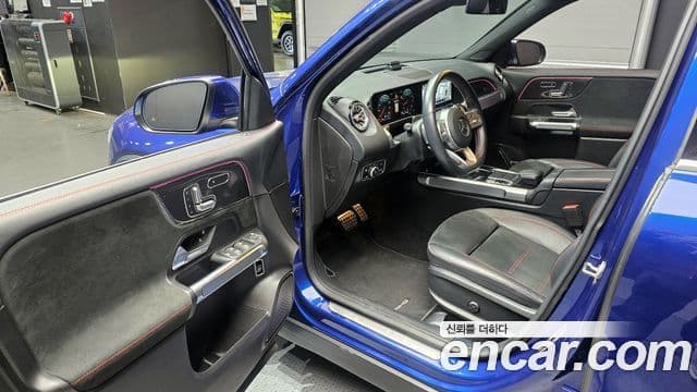 Mercedes-Benz GLB-Class 2020 — Фото 10/20