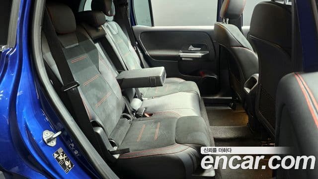 Mercedes-Benz GLB-Class 2020 — Фото 12/20