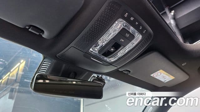 Mercedes-Benz GLB-Class 2020 — Фото 17/20