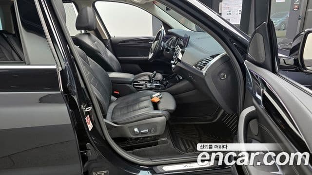 BMW X3 2018 — Şəkil 10/20