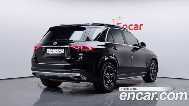 Mercedes-Benz GLE-Class 2020 — ფოტო 2/20