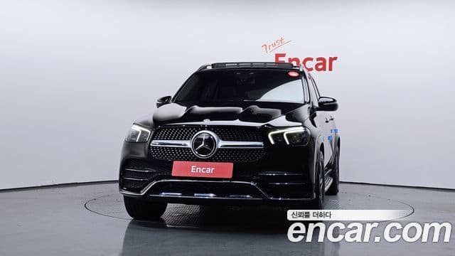 Mercedes-Benz GLE-Class 2020 — ფოტო 3/20