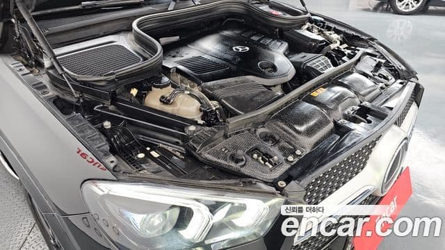 Mercedes-Benz GLE-Class 2020 — ფოტო 6/20