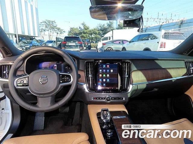 Volvo S90 2023 — ფოტო 2/19