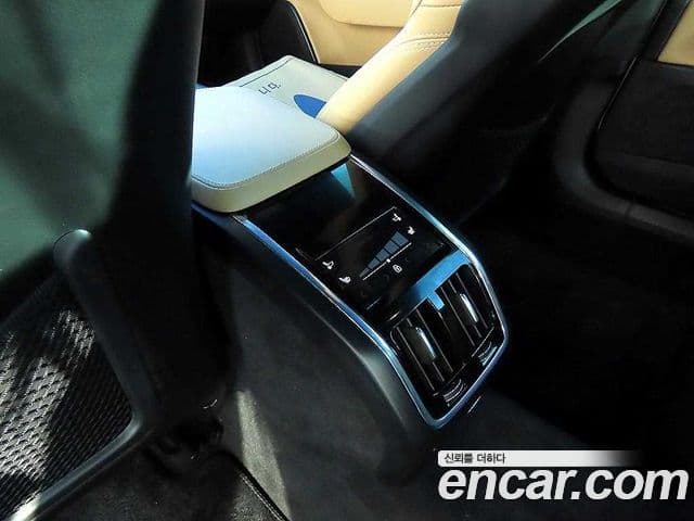 Volvo S90 2023 — ფოტო 4/19