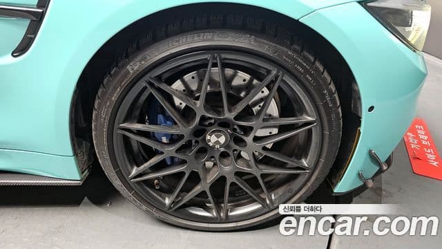 BMW M4 2018 — ფოტო 5/20