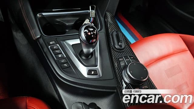 BMW M4 2018 — фото 9 из 20