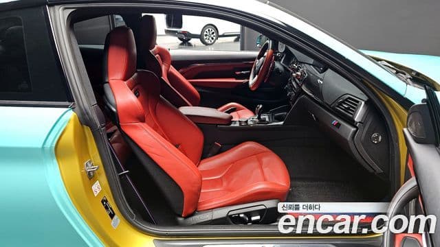 BMW M4 2018 — ფოტო 10/20