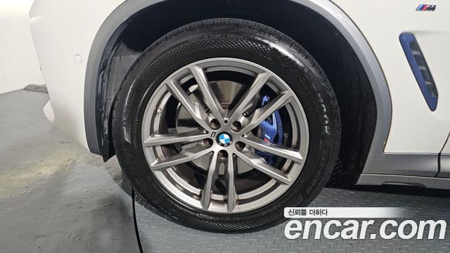 BMW X4 2021 — ფოტო 5/20