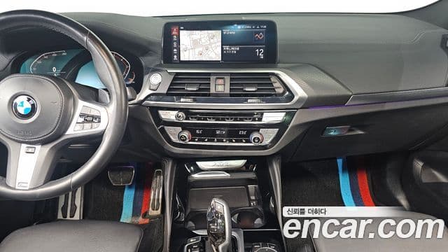 BMW X4 2021 — ფოტო 14/20