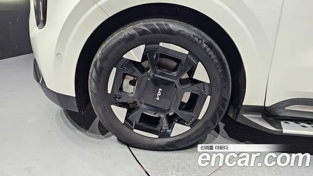 Kia Carnival 2023 — Şəkil 5/20
