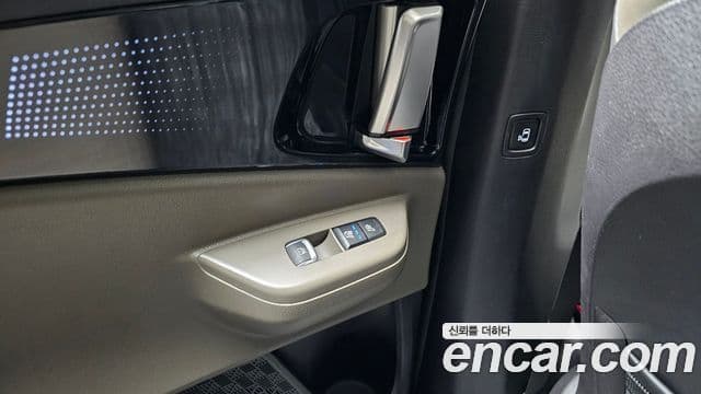 Kia Carnival 2023 — Şəkil 18/20