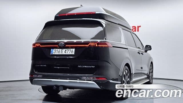 Kia Carnival 2021 — Şəkil 15/20