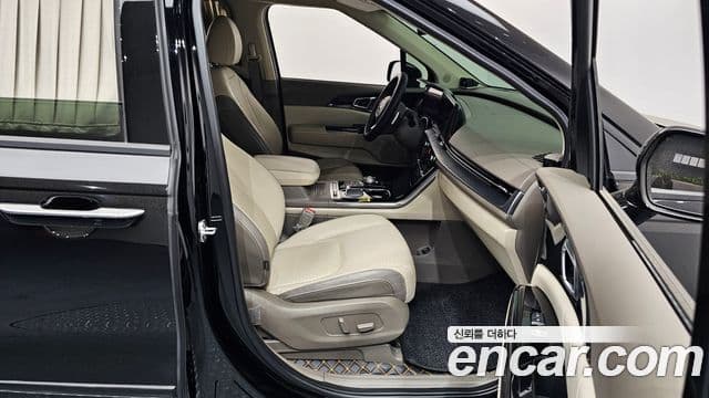 Kia Carnival 2021 — Şəkil 20/20