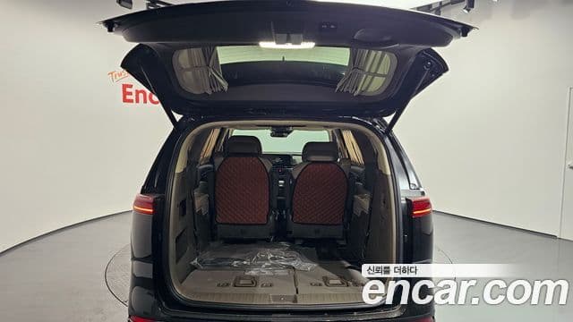 Kia Carnival 2021 — Şəkil 19/20