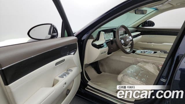 Genesis G90 2022 — Photo 18/20
