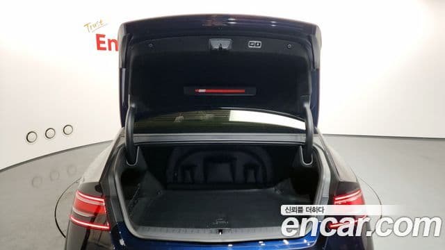 Genesis G90 2022 — Photo 17/20