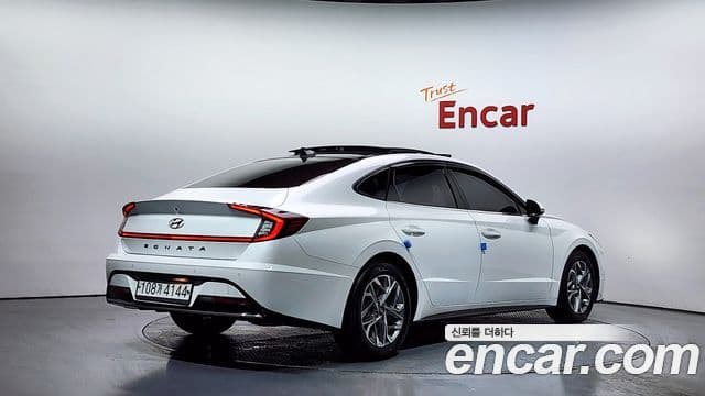 Hyundai Sonata Hybrid 2020 — Şəkil 13/20