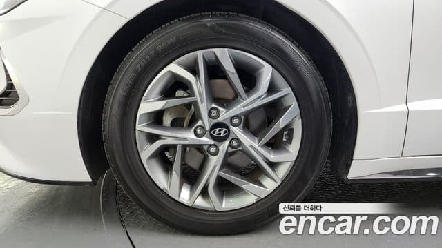 Hyundai Sonata Hybrid 2020 — Şəkil 19/20