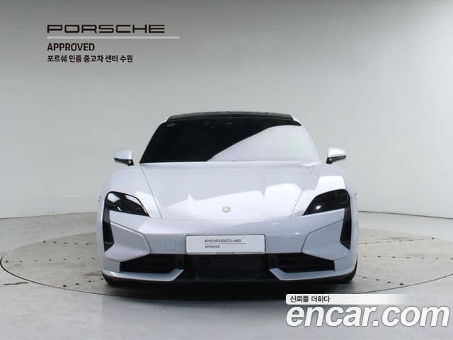 Porsche Taycan 2025 — Şəkil 18/20