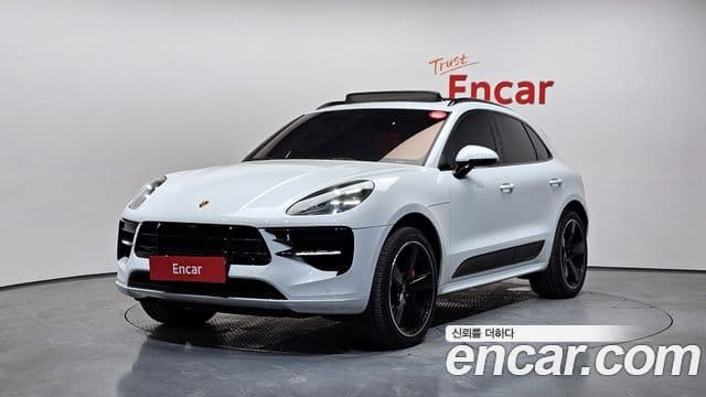 Porsche Macan 2021 — Şəkil 1/20