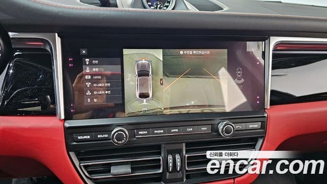 Porsche Macan 2021 — Şəkil 15/20