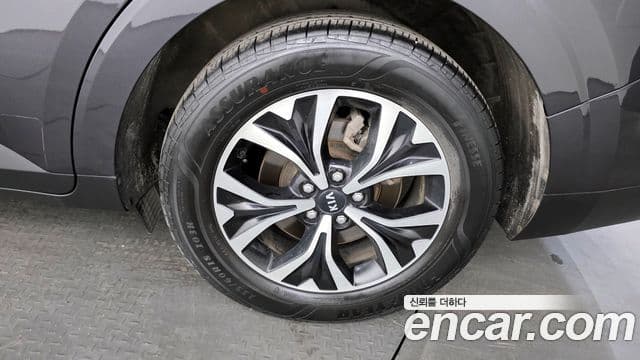 Kia Carnival 2020 — Фото 5/20