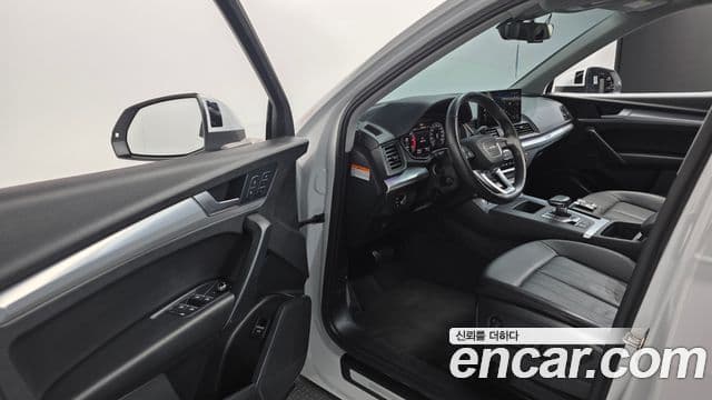 Audi Q5 2021 — Şəkil 12/20