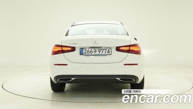 Mercedes-Benz A-Class 2025 — ფოტო 13/17