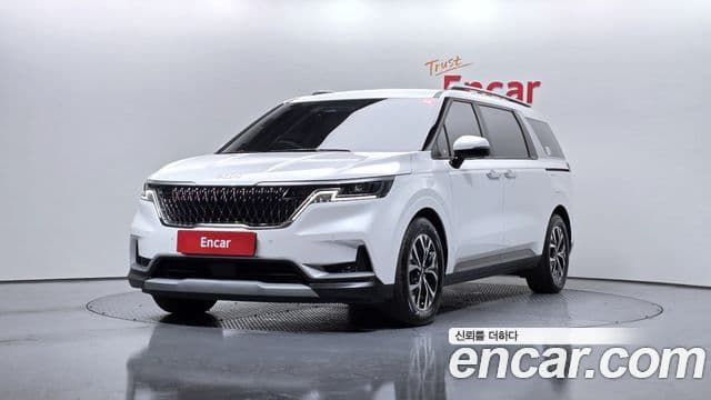 Kia Carnival 2023 — ფოტო 1/20