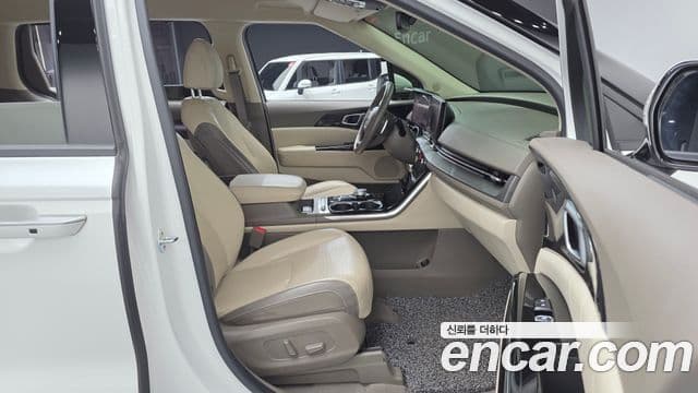 Kia Carnival 2021 — Şəkil 10/20