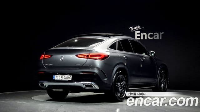 Mercedes-Benz GLE-Class 2021 — ფოტო 2/20