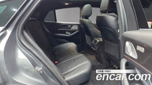 Mercedes-Benz GLE-Class 2021 — ფოტო 12/20