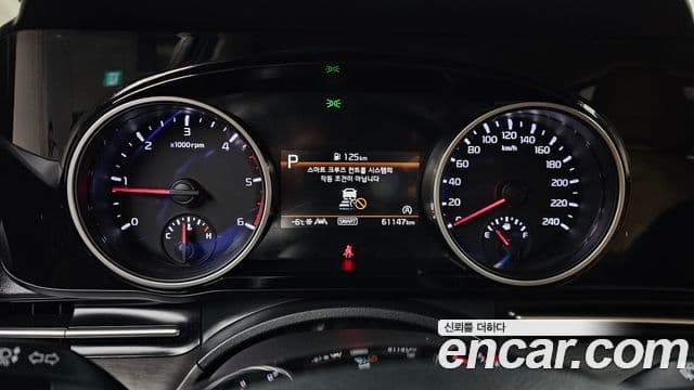 Kia Carnival 2022 — Фото 8/20