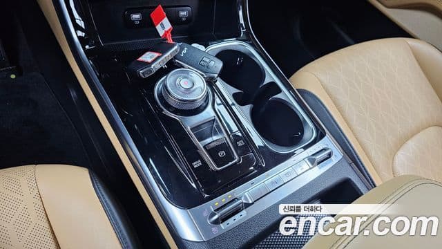 Kia Carnival 2022 — Фото 9/20