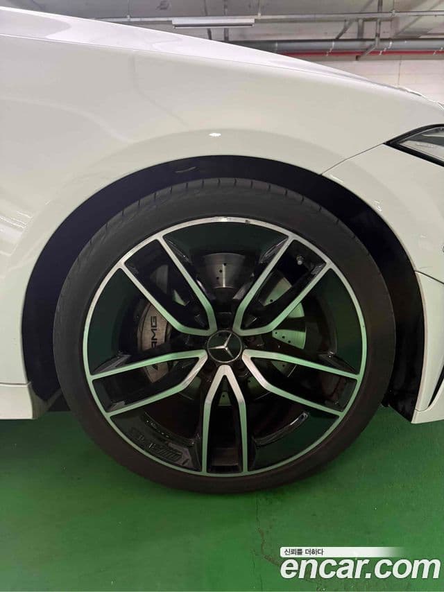 Mercedes-Benz CLS-Class 2022 — Photo 2/18
