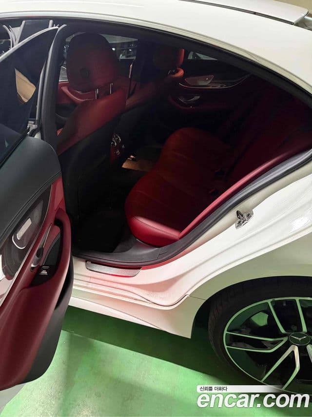 Mercedes-Benz CLS-Class 2022 — Photo 6/18