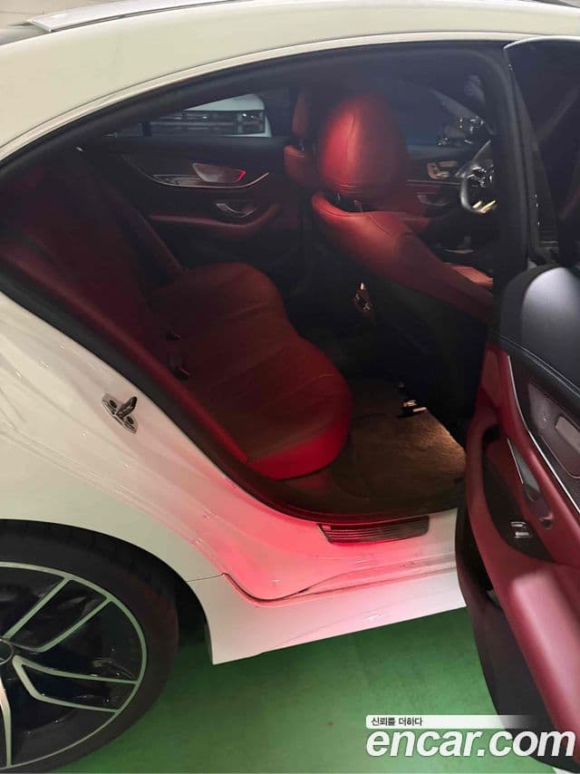 Mercedes-Benz CLS-Class 2022 — Photo 15/18